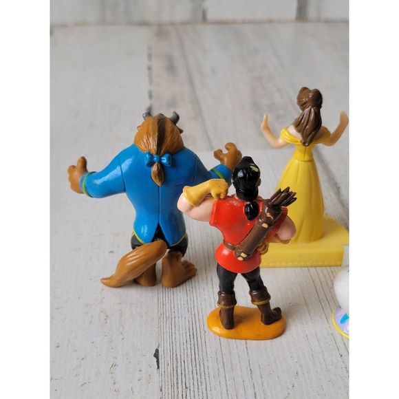 Beauty Beast playset Gaston Mrs pot Bell Disney toy figure - Picture 6 of 11